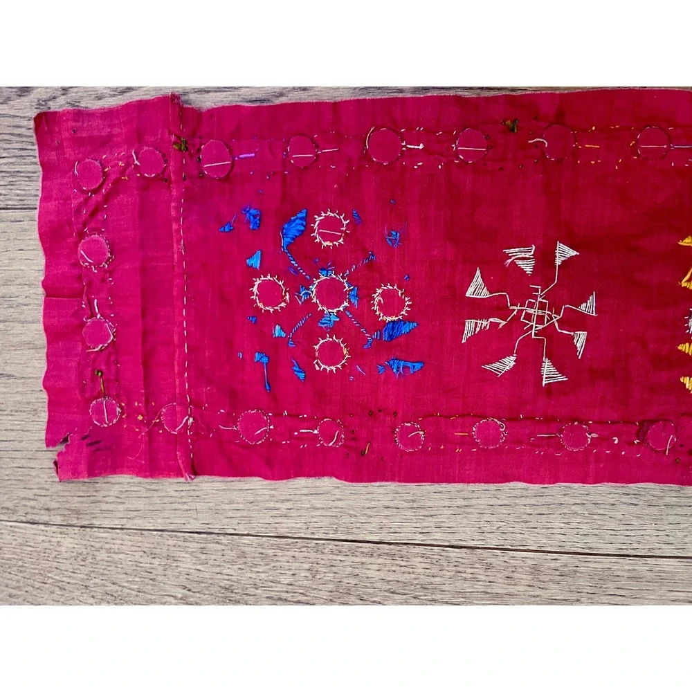 Vintage Indian Shisha Mirrorwork Embroidered Table Runner Wall Hanging Pink 40x7